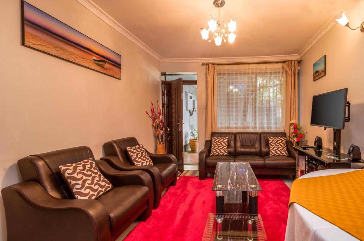 Javilla Eagles Safari Guest House Nairobi Exterior photo