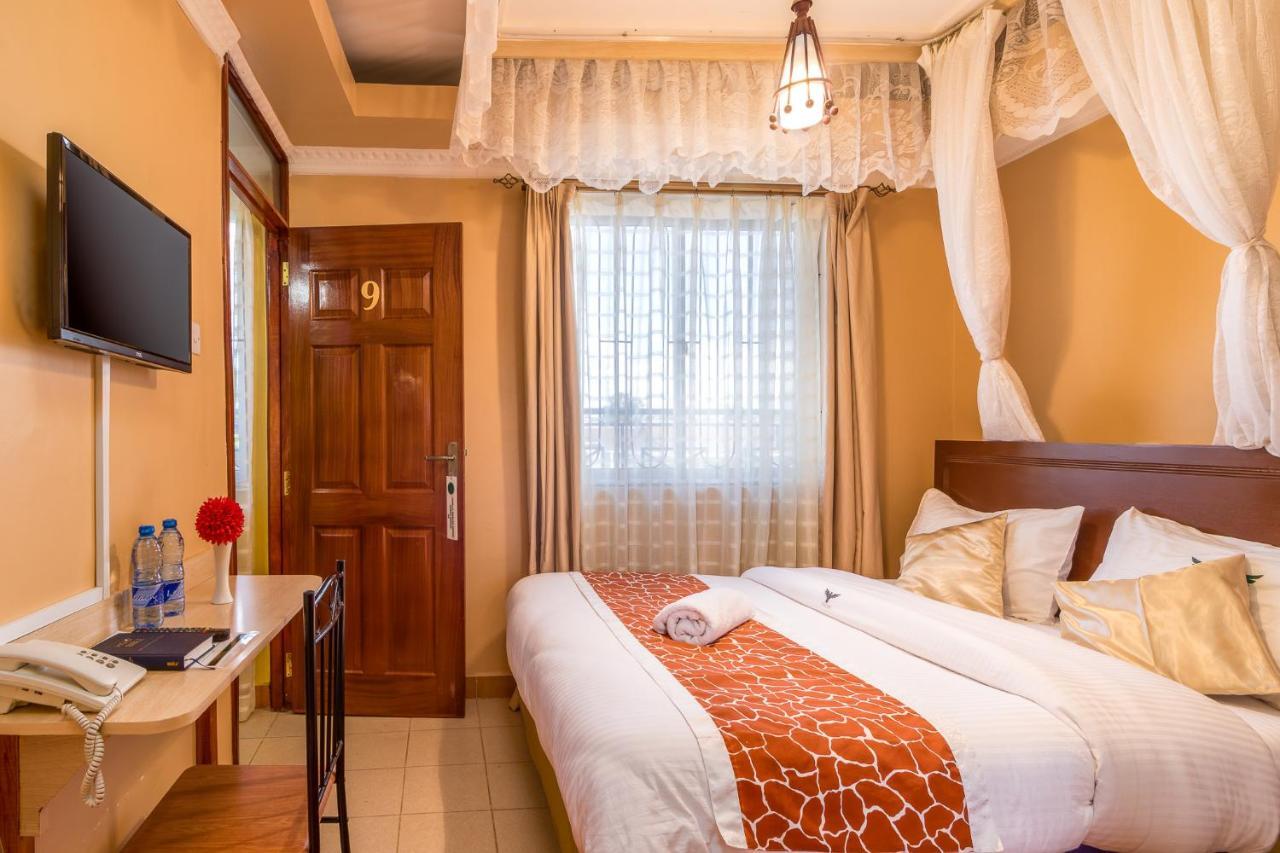 Javilla Eagles Safari Guest House Nairobi Exterior photo