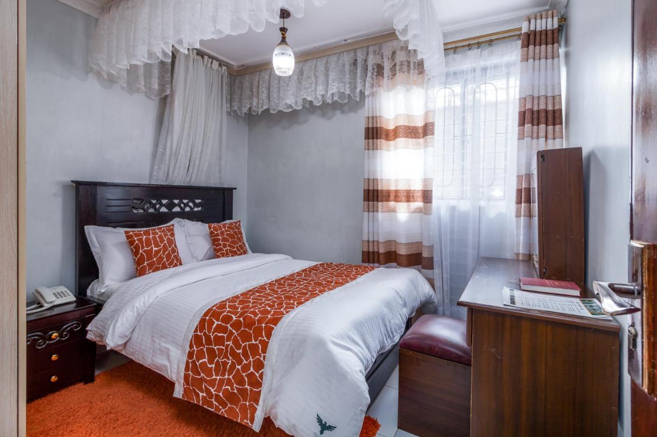 Javilla Eagles Safari Guest House Nairobi Exterior photo