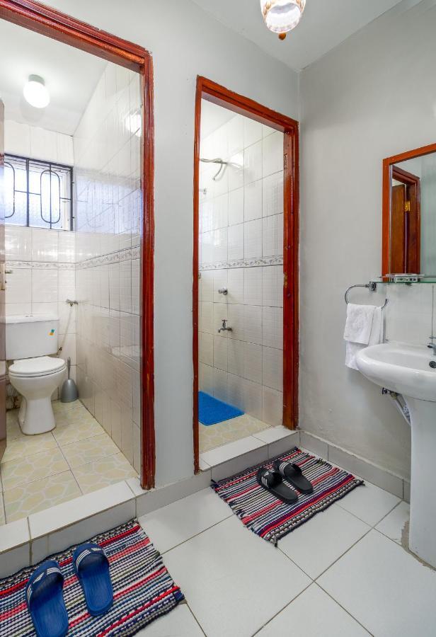 Javilla Eagles Safari Guest House Nairobi Exterior photo