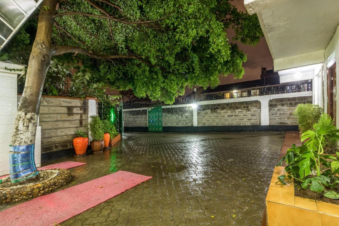 Javilla Eagles Safari Guest House Nairobi Exterior photo
