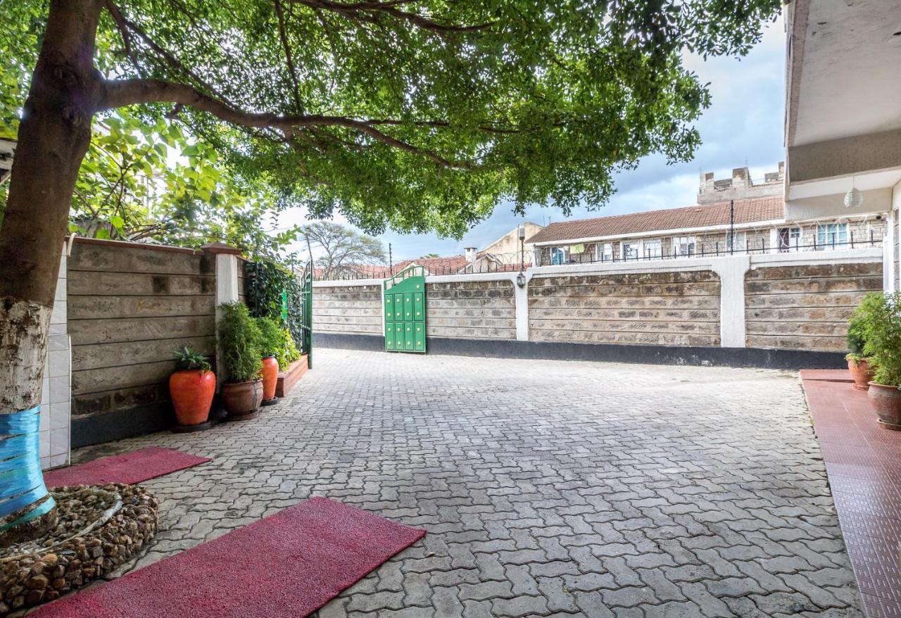 Javilla Eagles Safari Guest House Nairobi Exterior photo